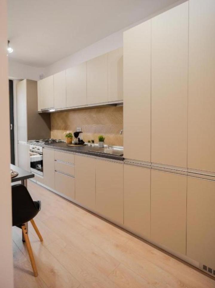 Lux Apartament Bacău Dış mekan fotoğraf